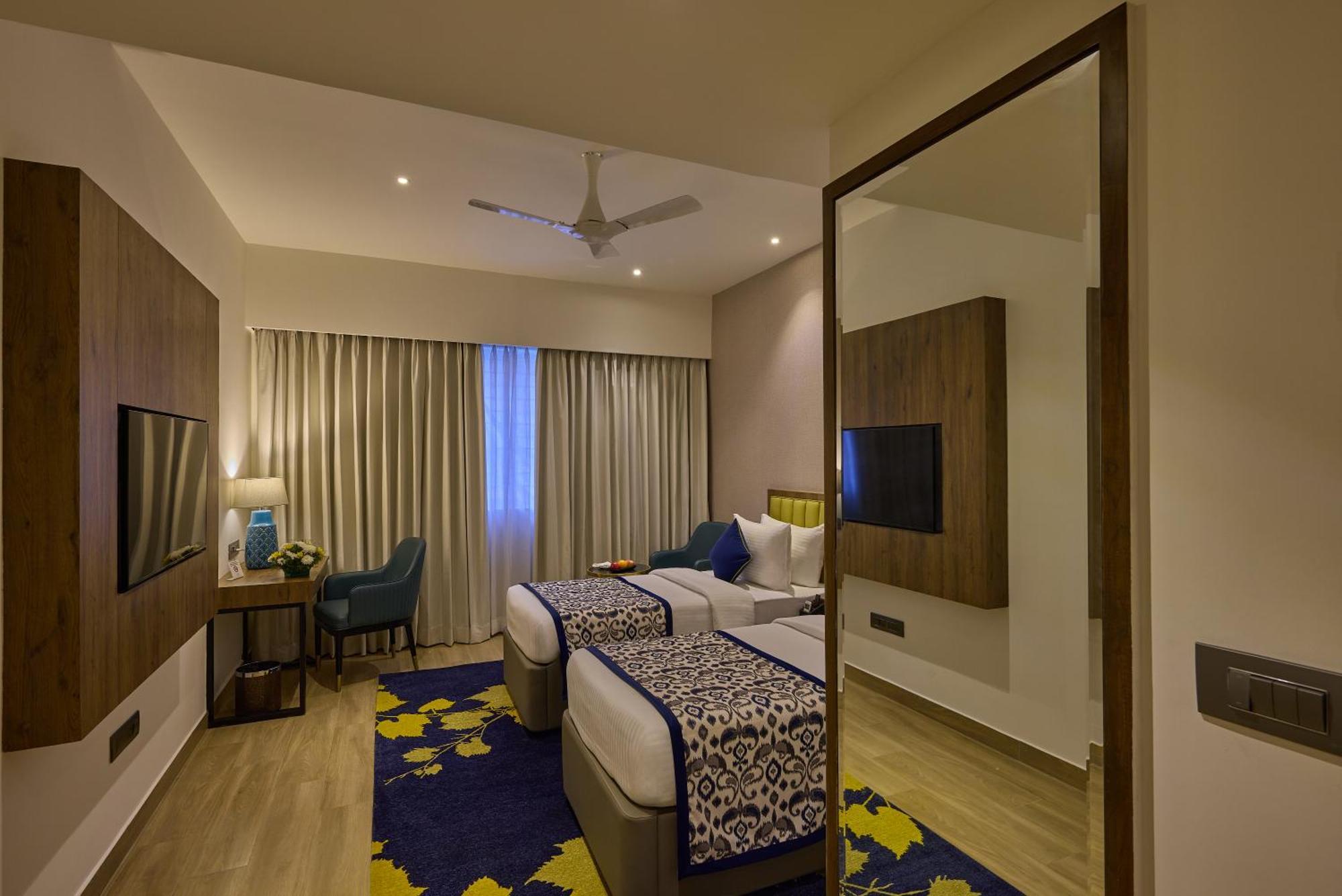 Grand Continent Hebbal A Sarovar Portico Affiliate Hotel Бангалор Экстерьер фото