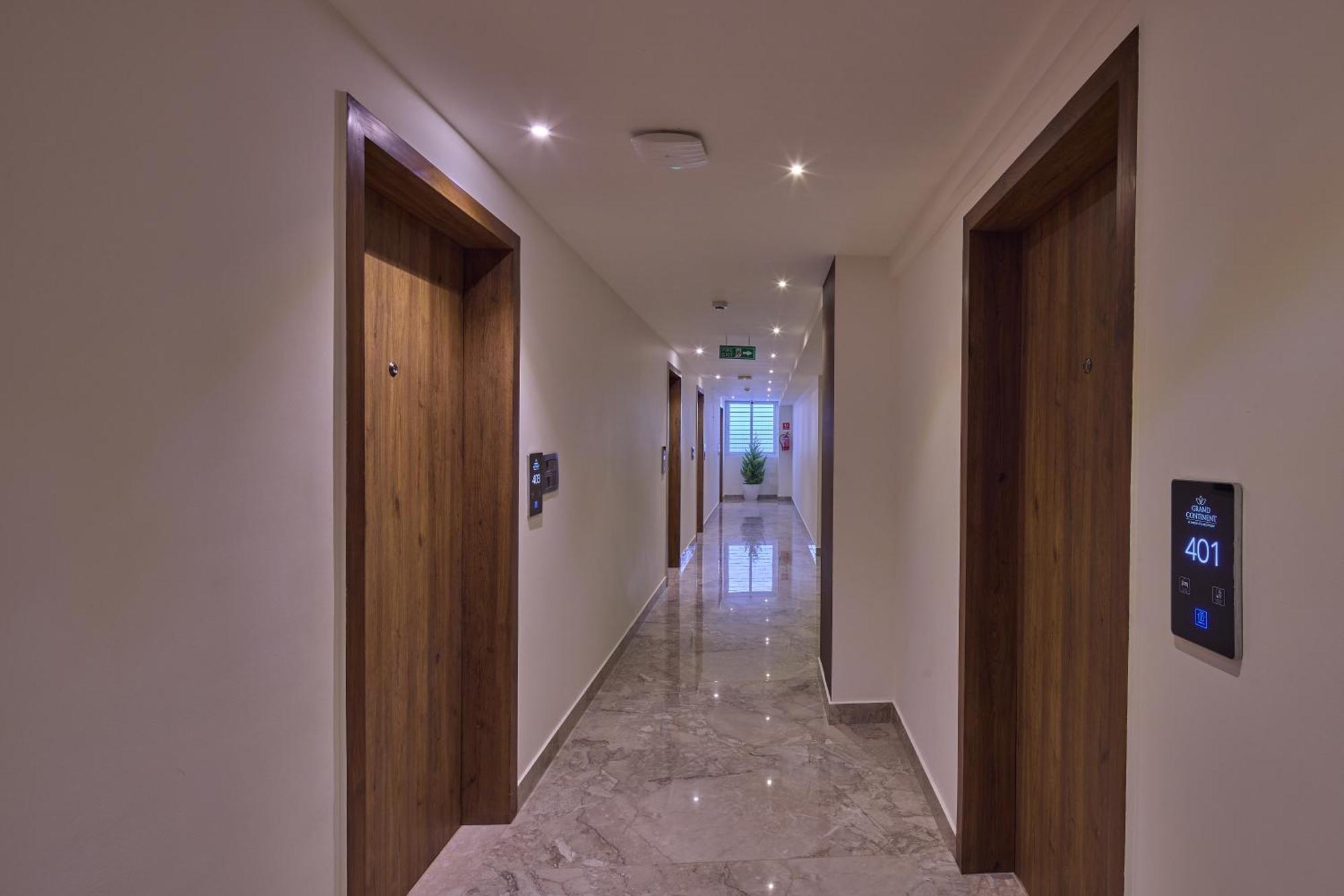 Grand Continent Hebbal A Sarovar Portico Affiliate Hotel Бангалор Экстерьер фото