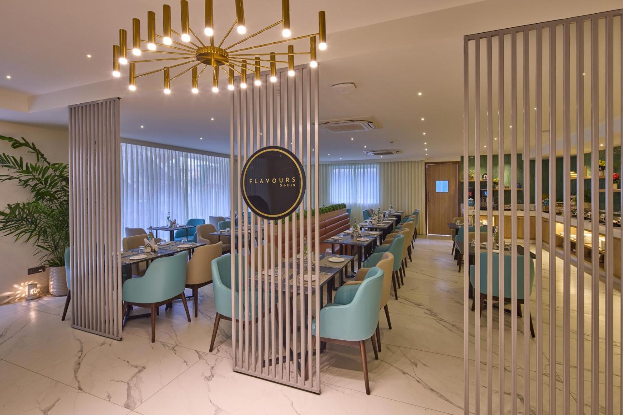 Grand Continent Hebbal A Sarovar Portico Affiliate Hotel Бангалор Экстерьер фото